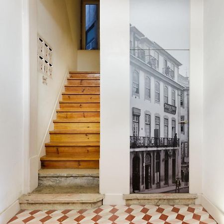 Update Urban Chic Flat In 19Th Century Building 2 Bedrooms & 2 Bathrooms & Ac Central Alfama District Lisboa Exterior foto