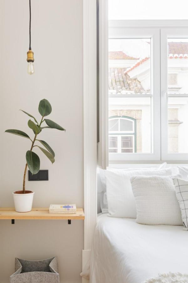 Update Urban Chic Flat In 19Th Century Building 2 Bedrooms & 2 Bathrooms & Ac Central Alfama District Lisboa Exterior foto